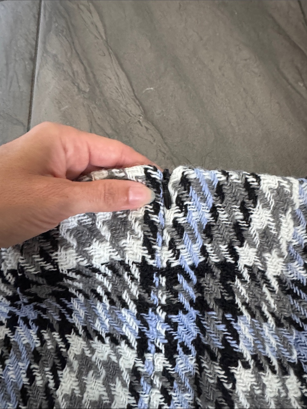 Vero Moda Black, White & Light Blue Plaid Tweed Mini Skirt - Picture 3 of 4
